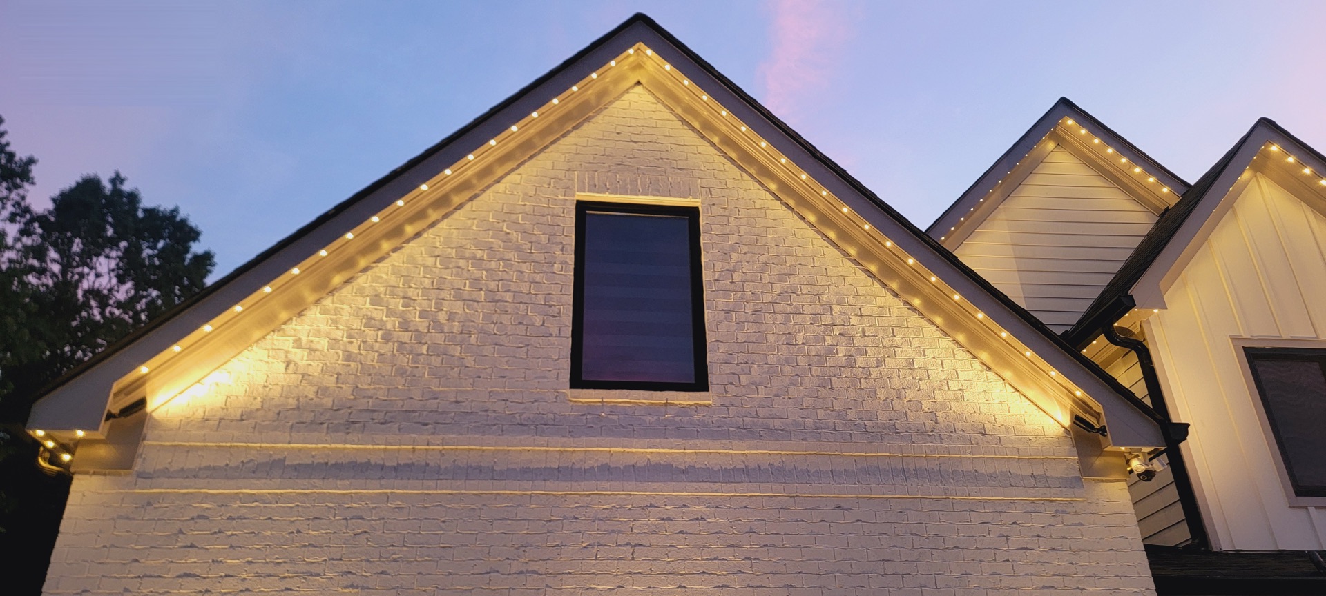 Permanent roofline lighting installation in Melbourne Florida